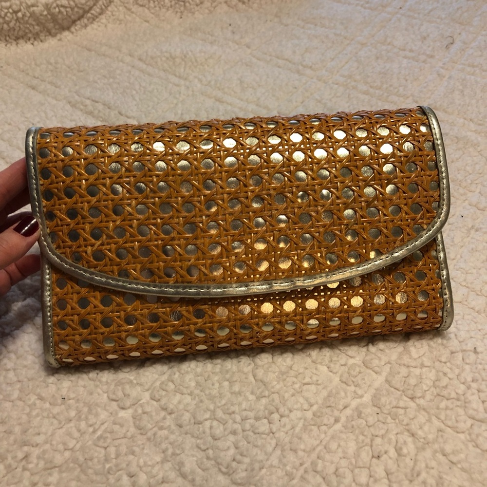 Vineyard Vines Clutch Rattan